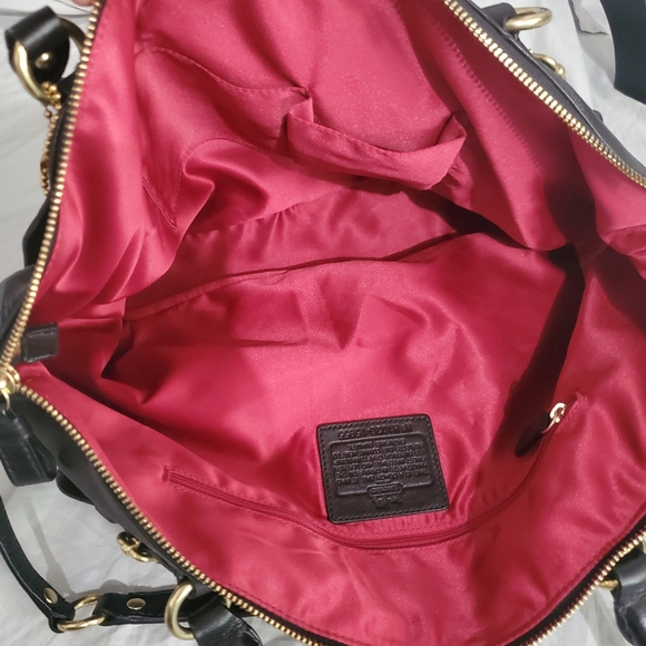 Coach leather handbag with wallet - Picture 4 of 10